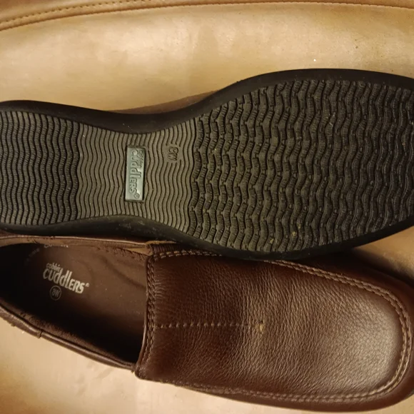 Men's Brown Leather Loafers - Picture 3 of 3
